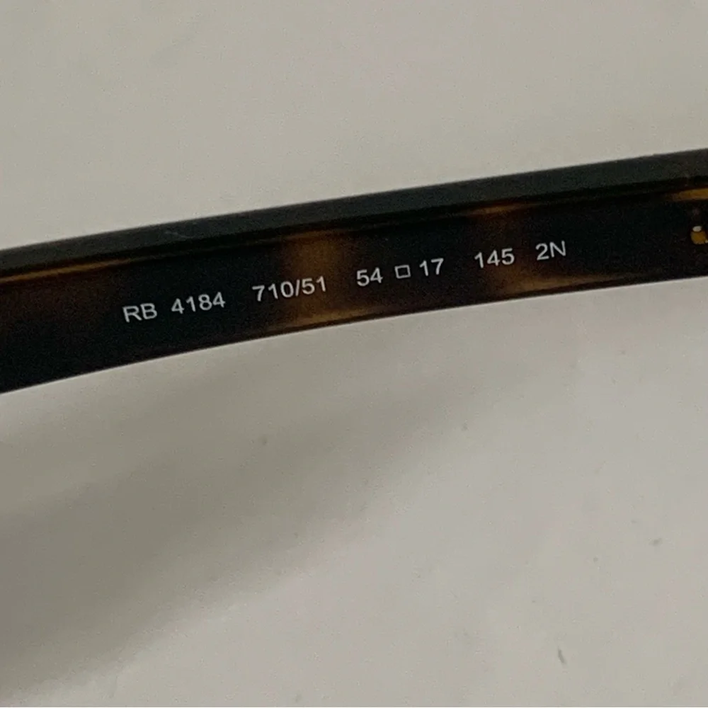NWT. RAY-BAN 54mm Wayfarer Sunglasses